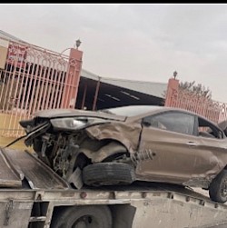 سطحه عرعر لنقل السيارات التالفه